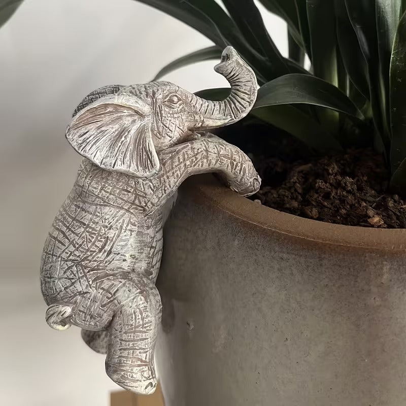 Decorative Small Hanging Elephant Resin Hugger Statue for Pots & Planters
