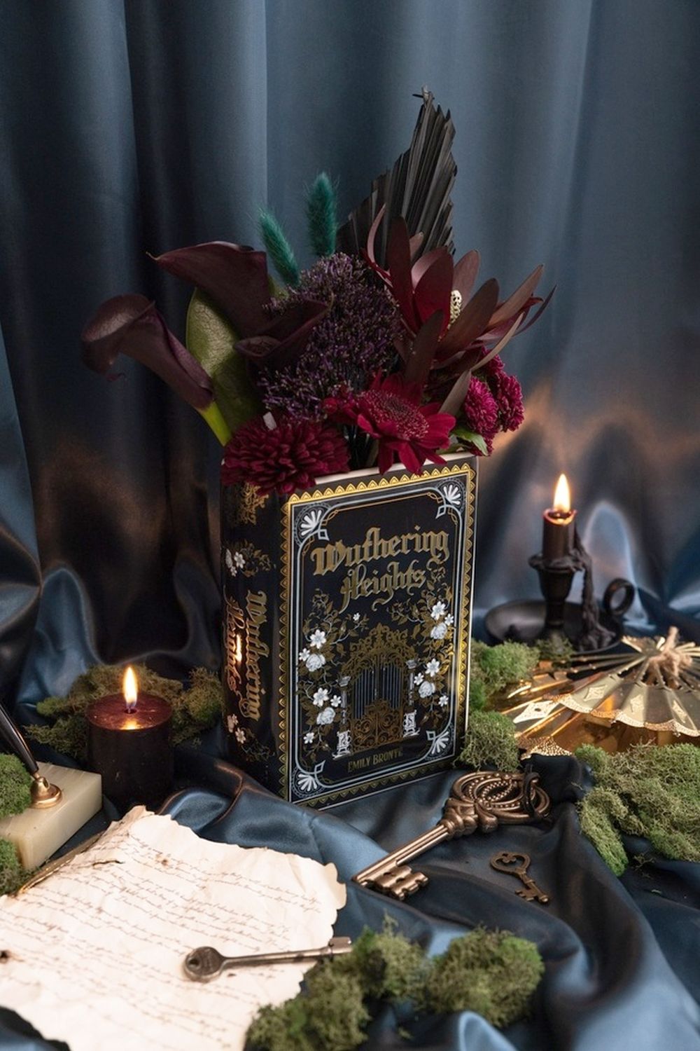 Emily Brontë’s Wuthering Heights Ceramic Book Themed 8" Flower Vase