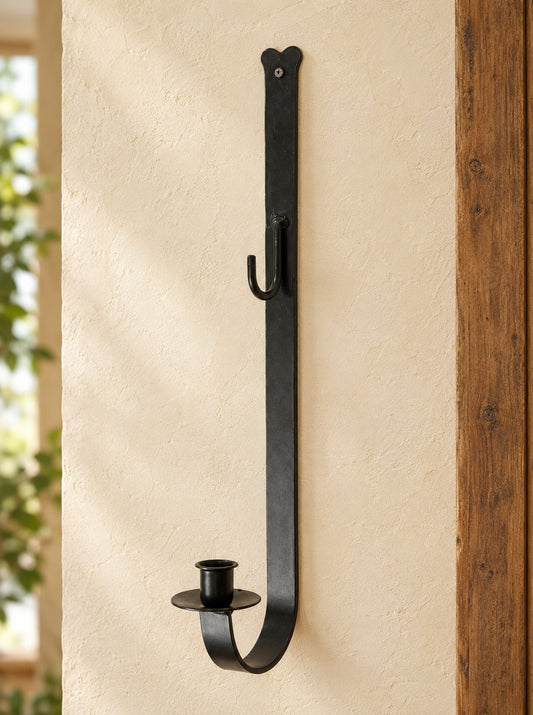 Black Iron 18" Wall Mount Hand-Crafted Holiday Wreath & Taper Candle Holder