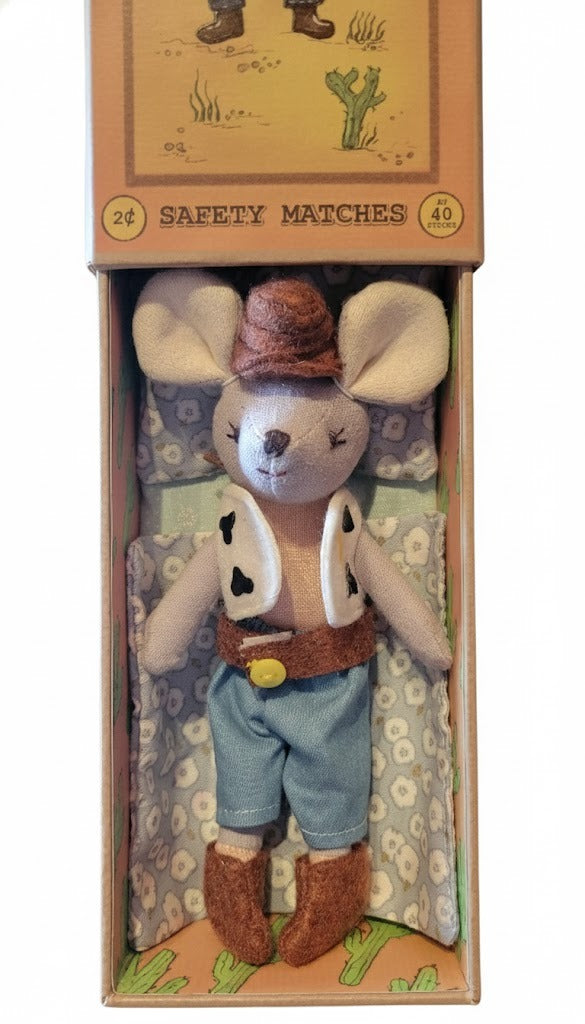 Levlovs Tiny Friends Cowboy Mouse with Bedding and Collectible Wild West Box