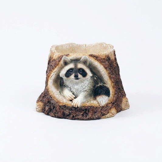 Woodland Raccoon in Tree Stump Planter, Small Rustic Faux Wood Resin Garden Pot – detail view