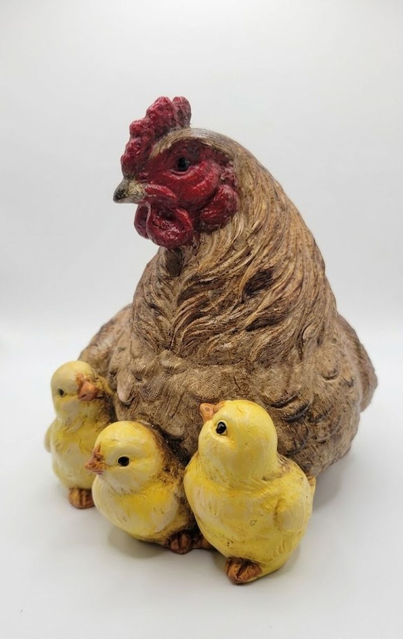 Charming Chicken Mother Hen and Baby Chicks Small Resin Figurine
