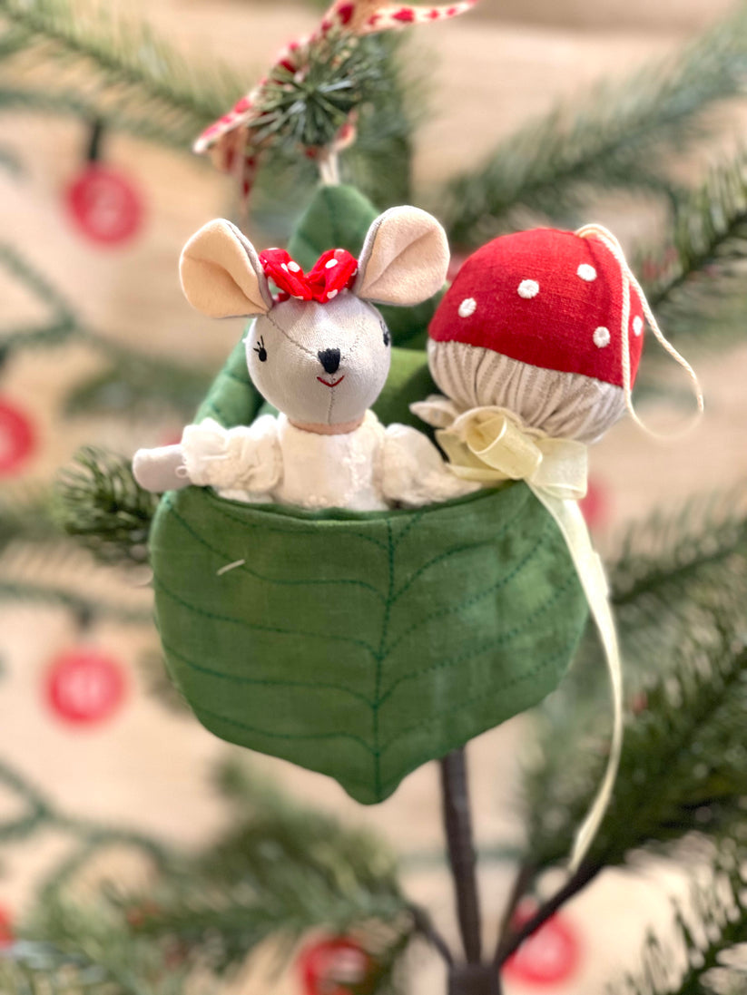 Levlovs Girl Mouse and the Mushroom Wonder Forest Set in Keepsake Box